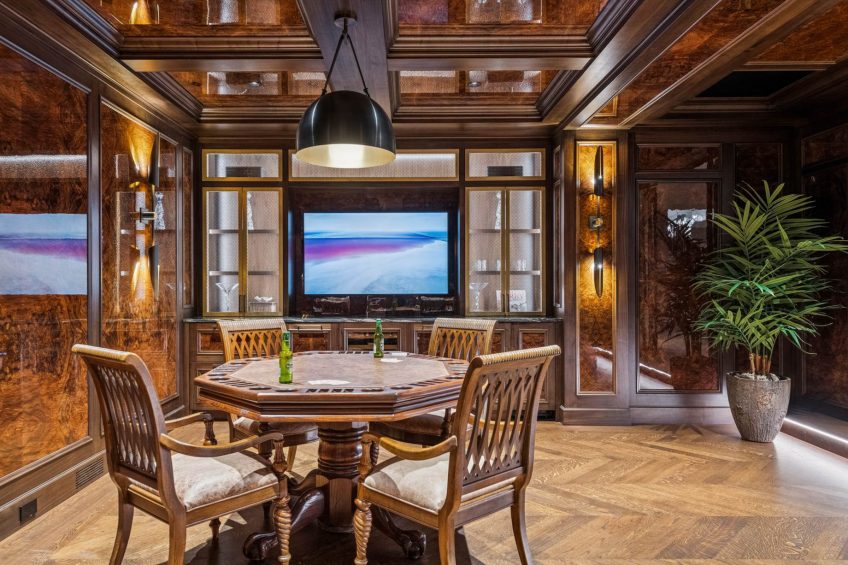 Lake Point Estate - 2770 Gale Road, Wayzata, MN, USA - 162 Lake Point Estate - 2770 Gale Road, Wayzata, MN, USA - 162