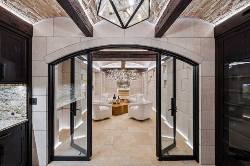 Lake Point Estate - 2770 Gale Road, Wayzata, MN, USA - 173 Lake Point Estate - 2770 Gale Road, Wayzata, MN, USA - 173