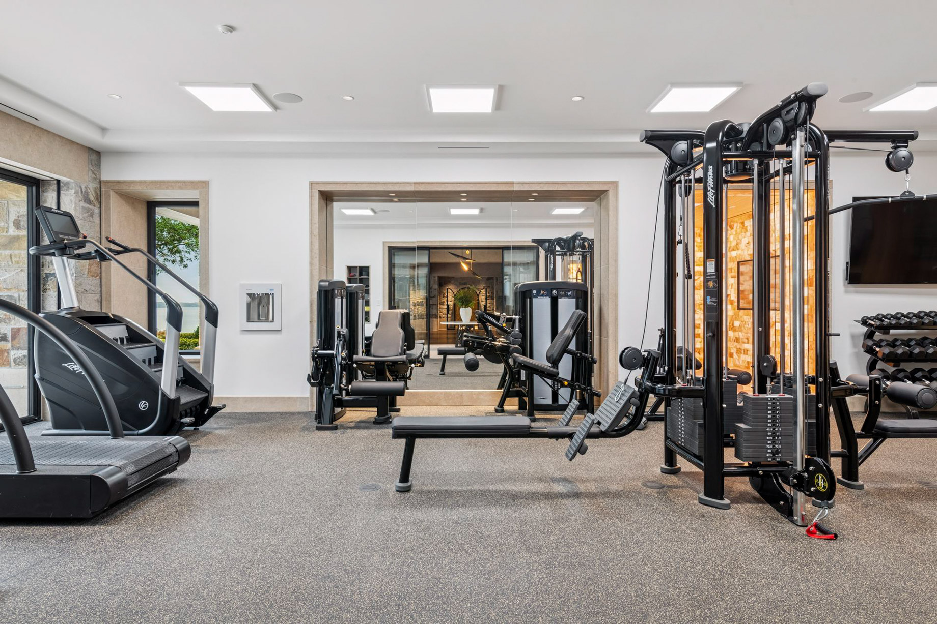 Lake Point Estate – 2770 Gale Road, Wayzata, MN, USA – 176