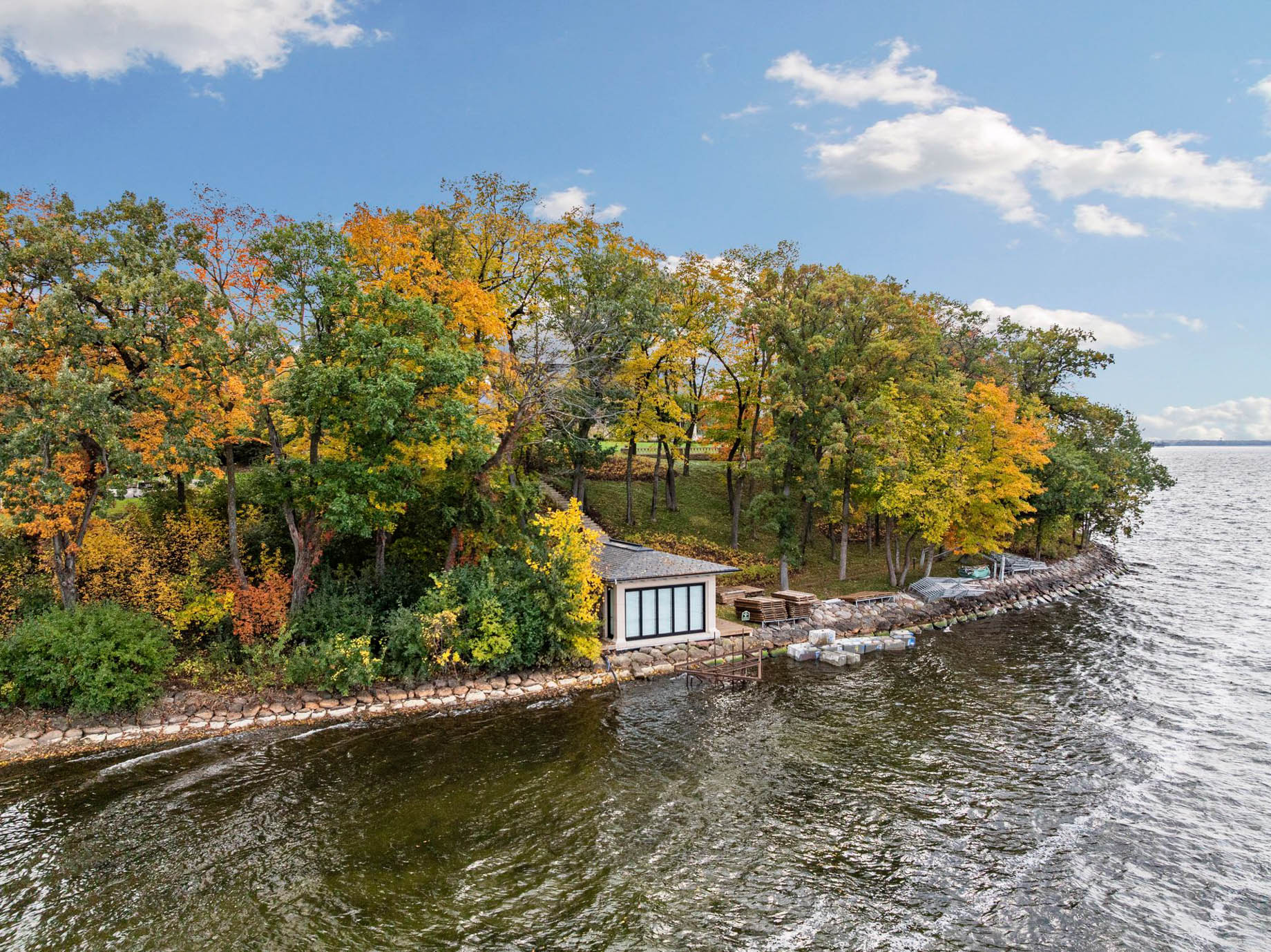 Lake Point Estate – 2770 Gale Road, Wayzata, MN, USA – 19