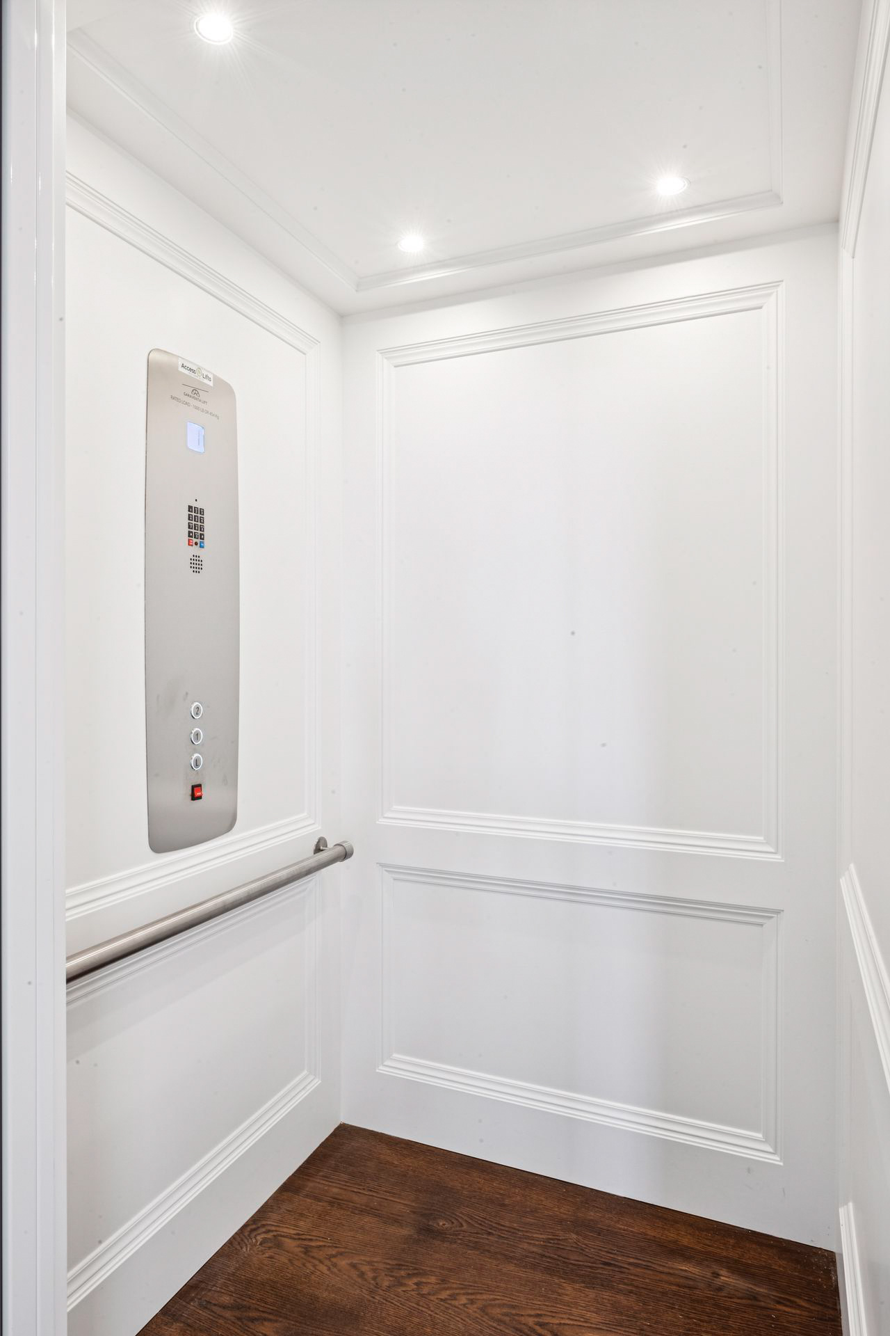 Lake Point Estate – 2770 Gale Road, Wayzata, MN, USA – 206