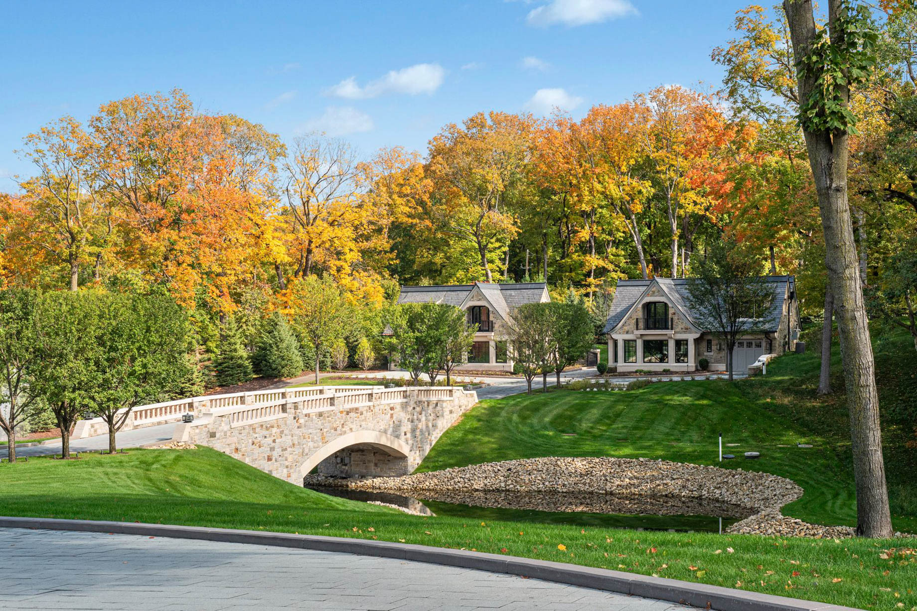 Lake Point Estate – 2770 Gale Road, Wayzata, MN, USA – 21