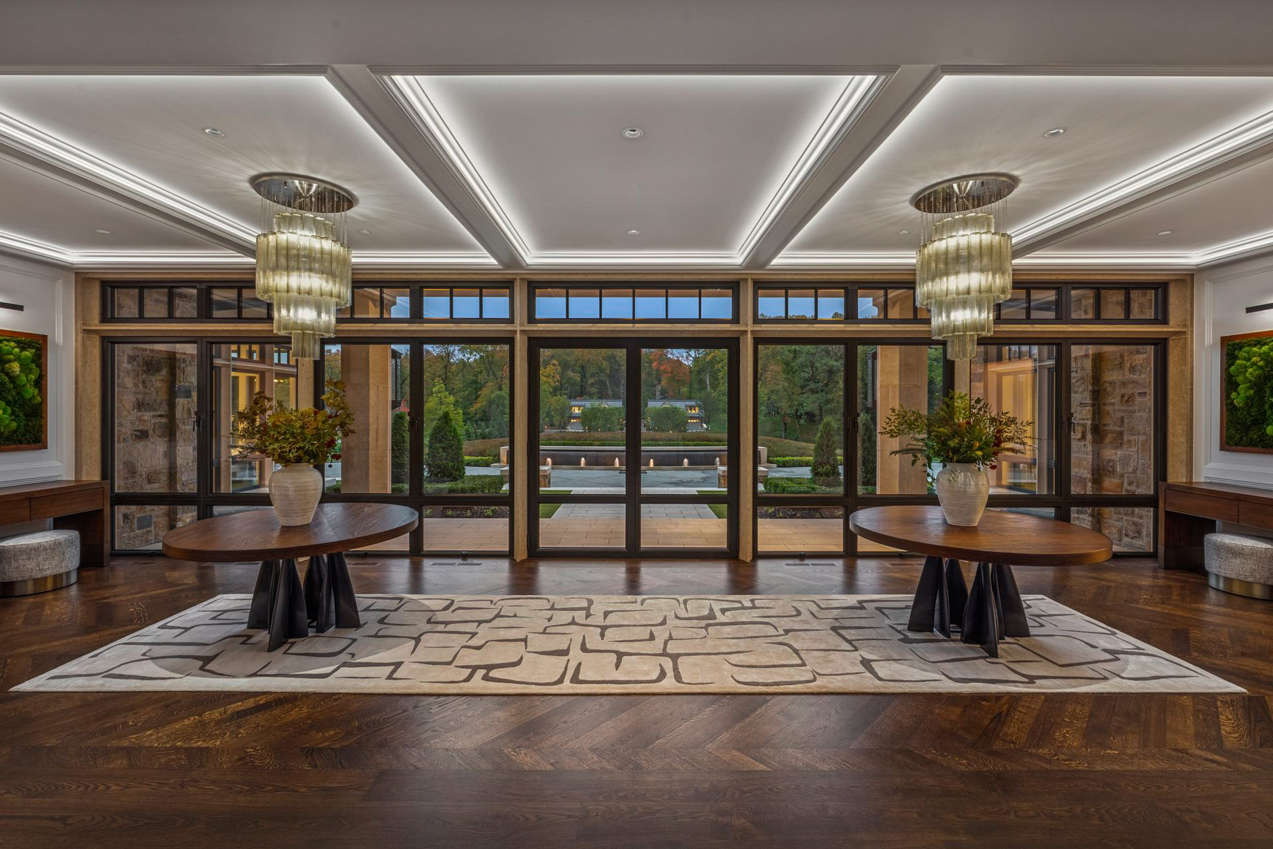 Lake Point Estate – 2770 Gale Road, Wayzata, MN, USA – 215