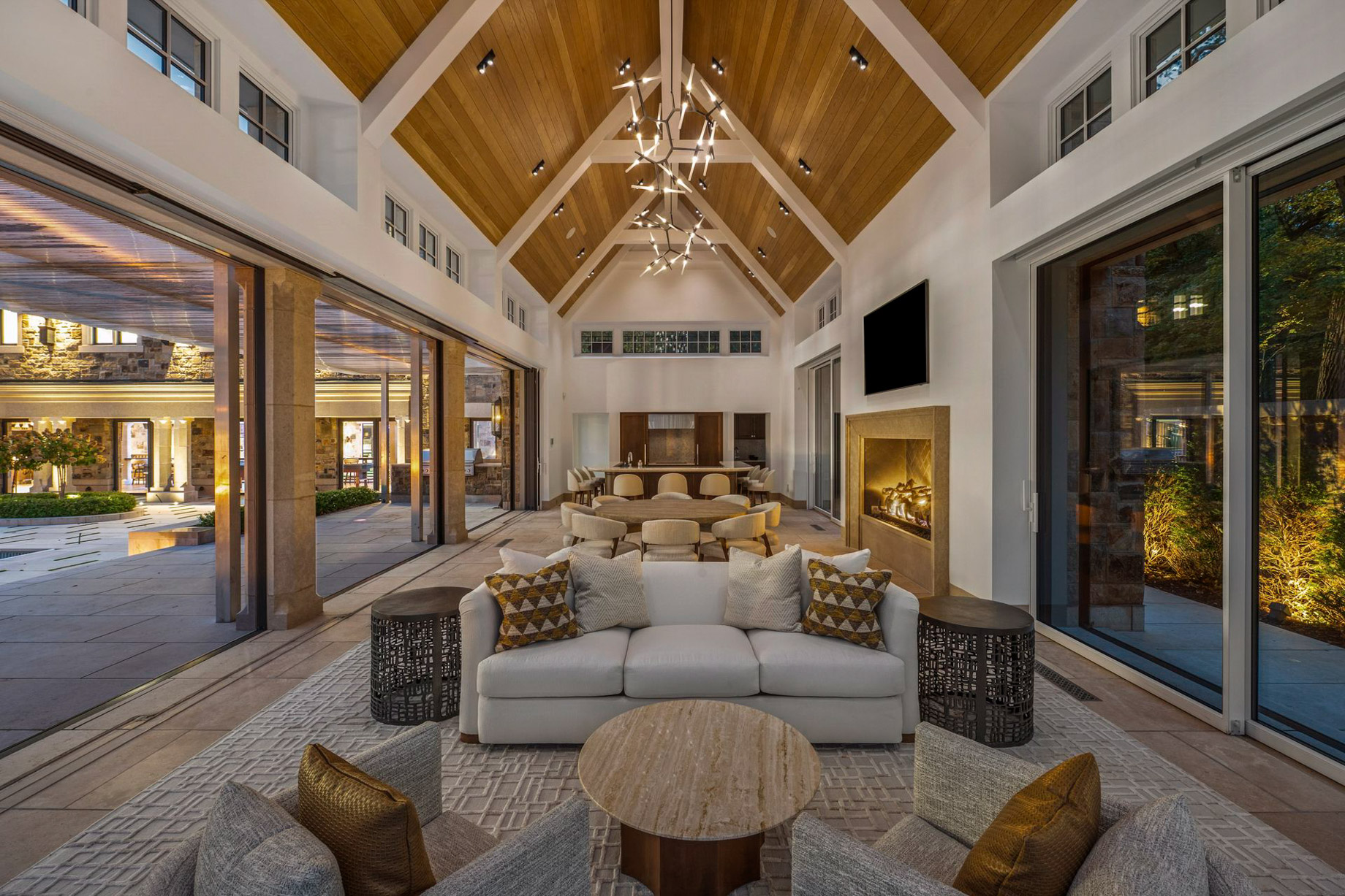 Lake Point Estate – 2770 Gale Road, Wayzata, MN, USA – 216