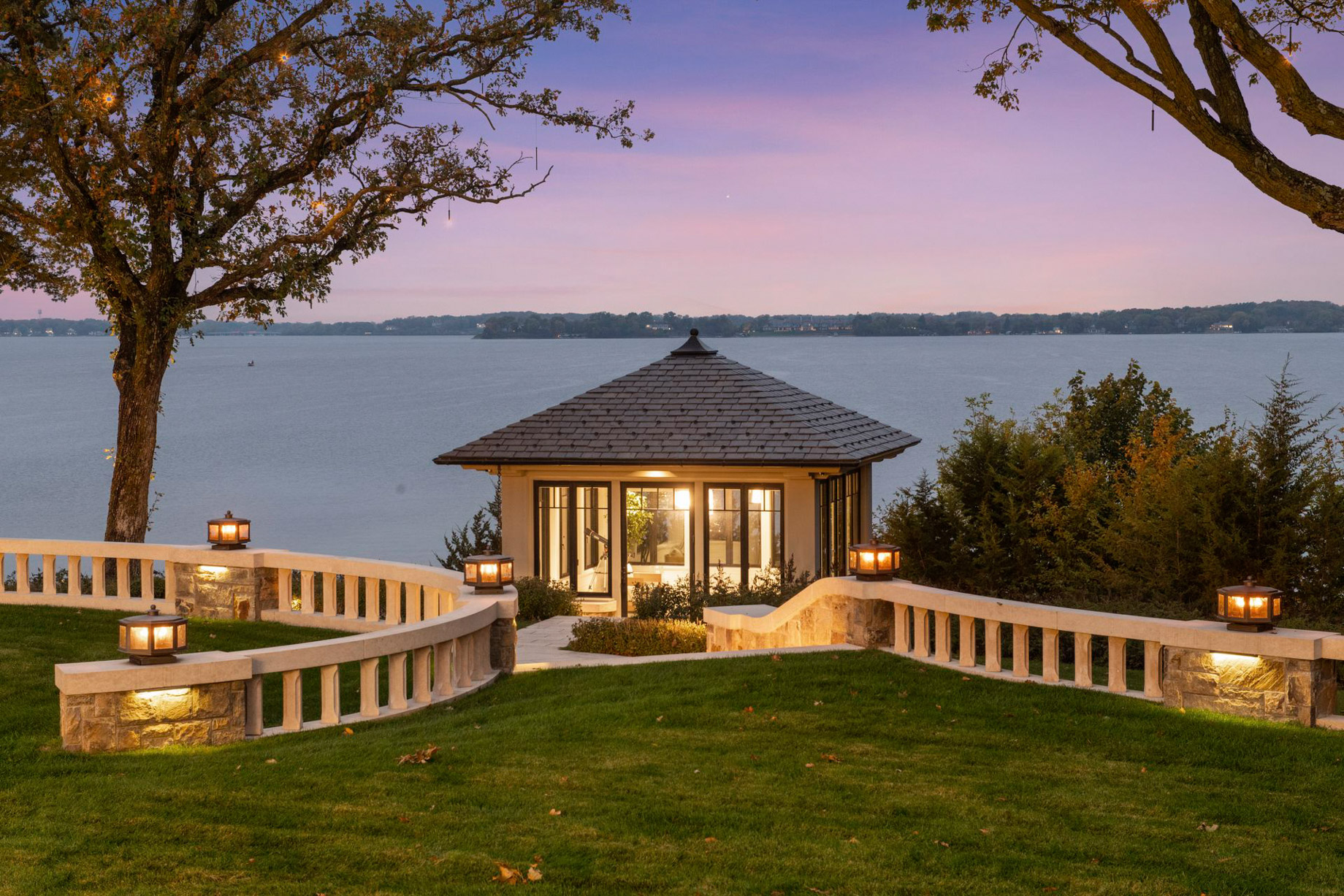 Lake Point Estate – 2770 Gale Road, Wayzata, MN, USA – 233