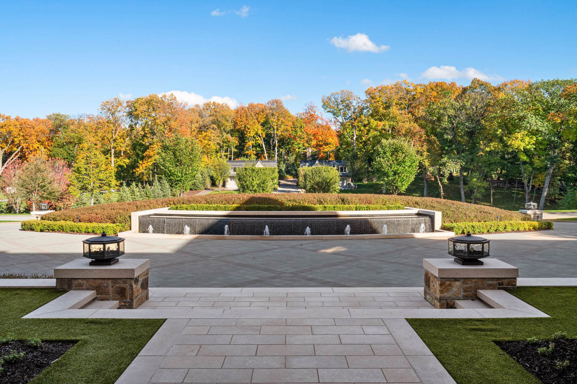 Lake Point Estate – 2770 Gale Road, Wayzata, MN, USA – 24