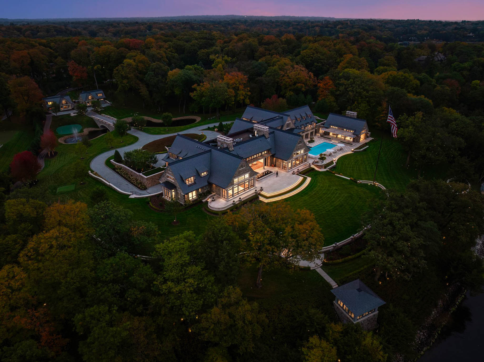 Lake Point Estate – 2770 Gale Road, Wayzata, MN, USA – 250