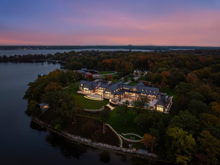 Lake Point Estate - 2770 Gale Road, Wayzata, MN, USA - 253 Lake Point Estate - 2770 Gale Road, Wayzata, MN, USA - 253