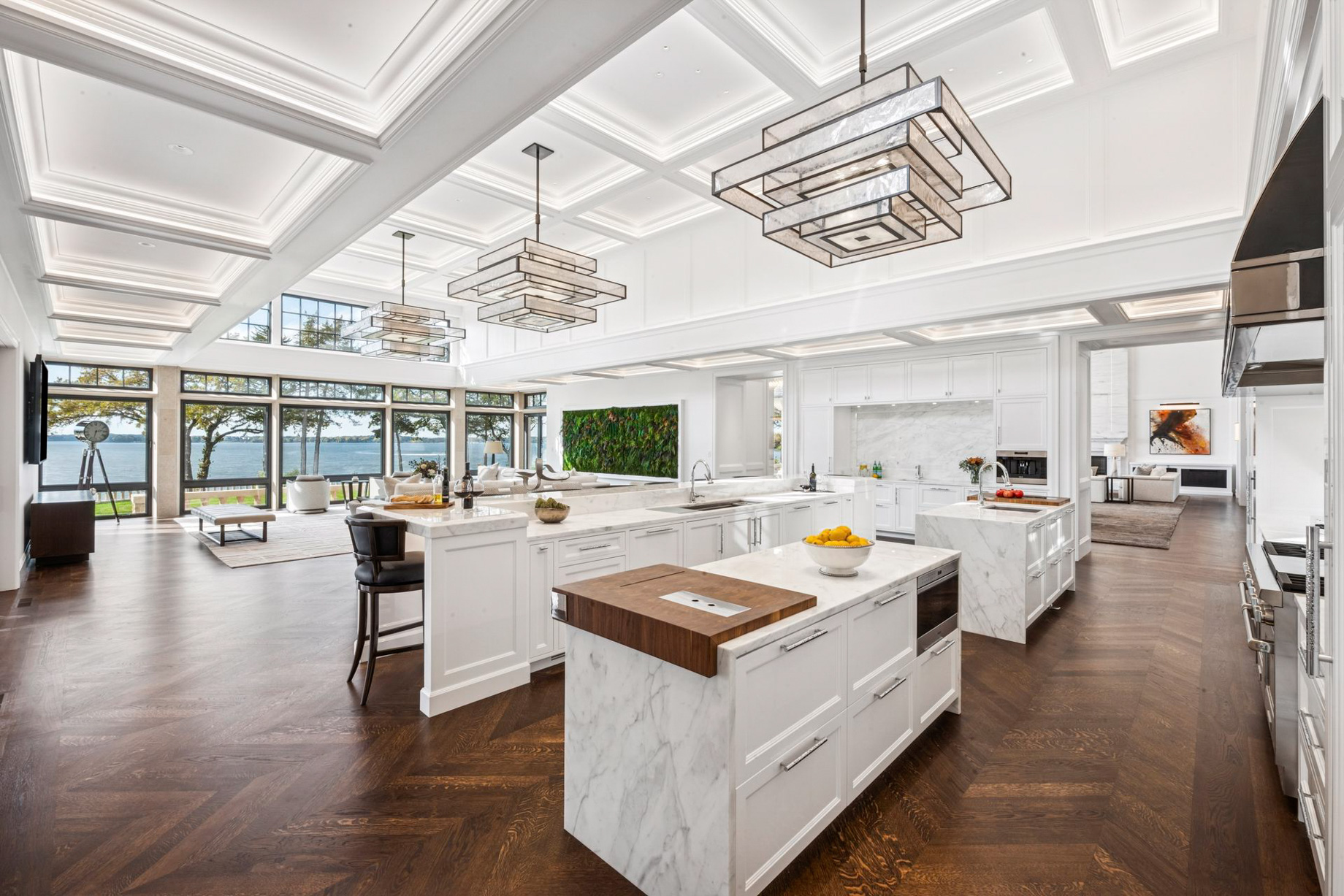 Lake Point Estate – 2770 Gale Road, Wayzata, MN, USA – 50