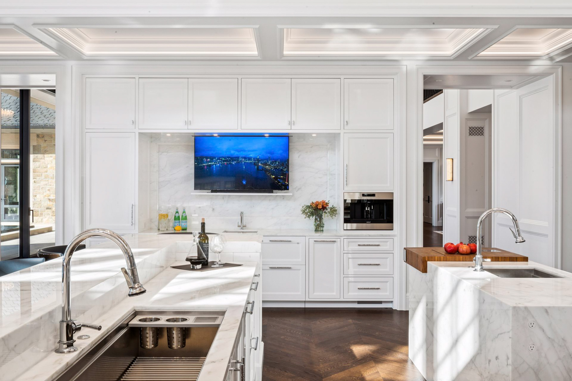 Lake Point Estate – 2770 Gale Road, Wayzata, MN, USA – 60