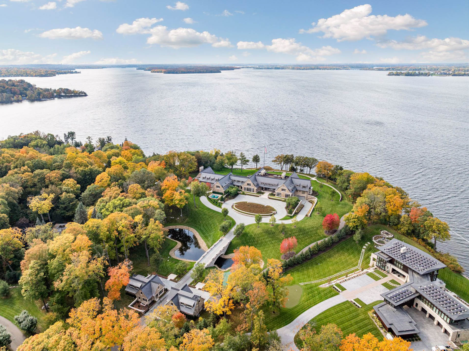 Lake Point Estate – 2770 Gale Road, Wayzata, MN, USA – 8