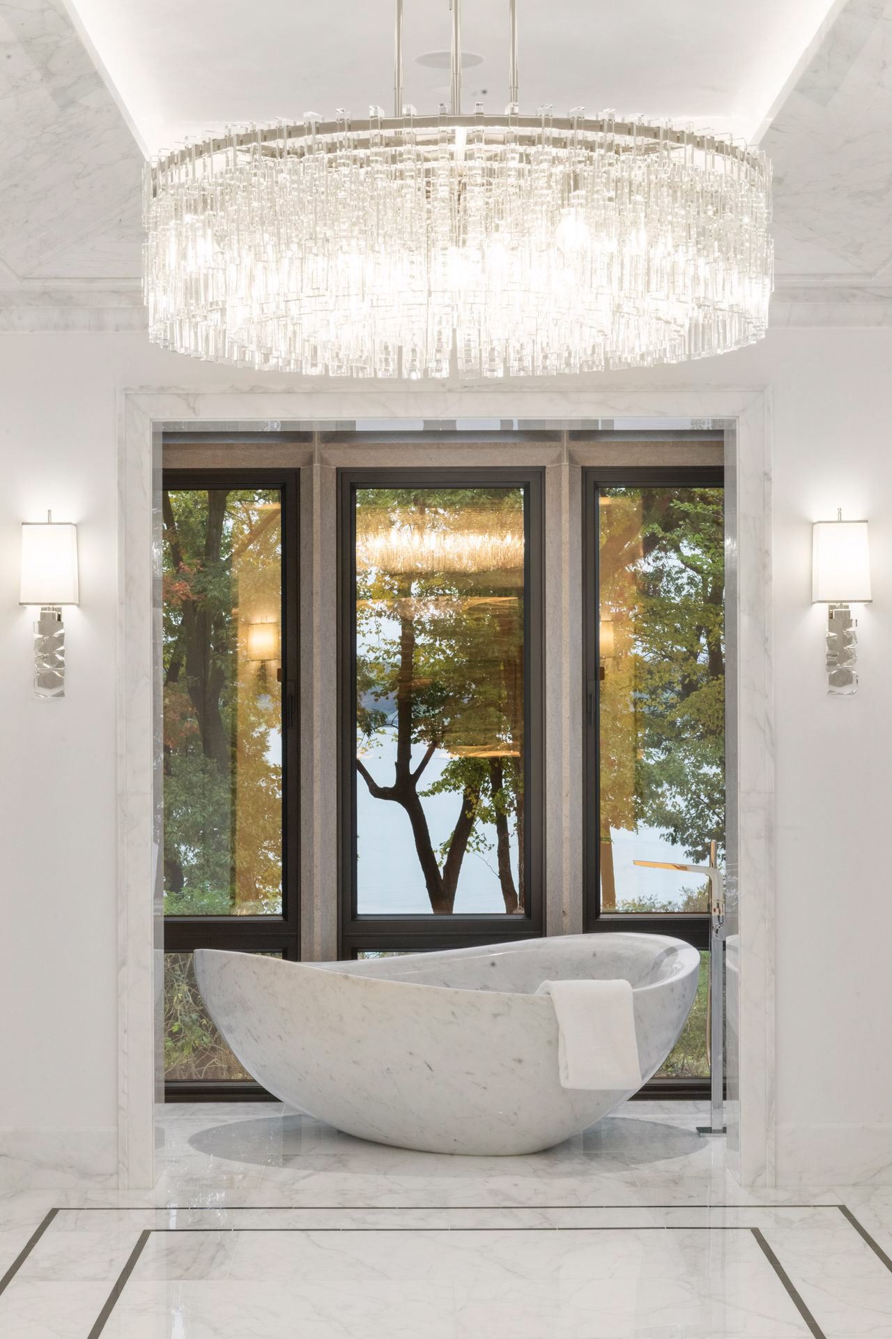 Lake Point Estate – 2770 Gale Road, Wayzata, MN, USA – 89