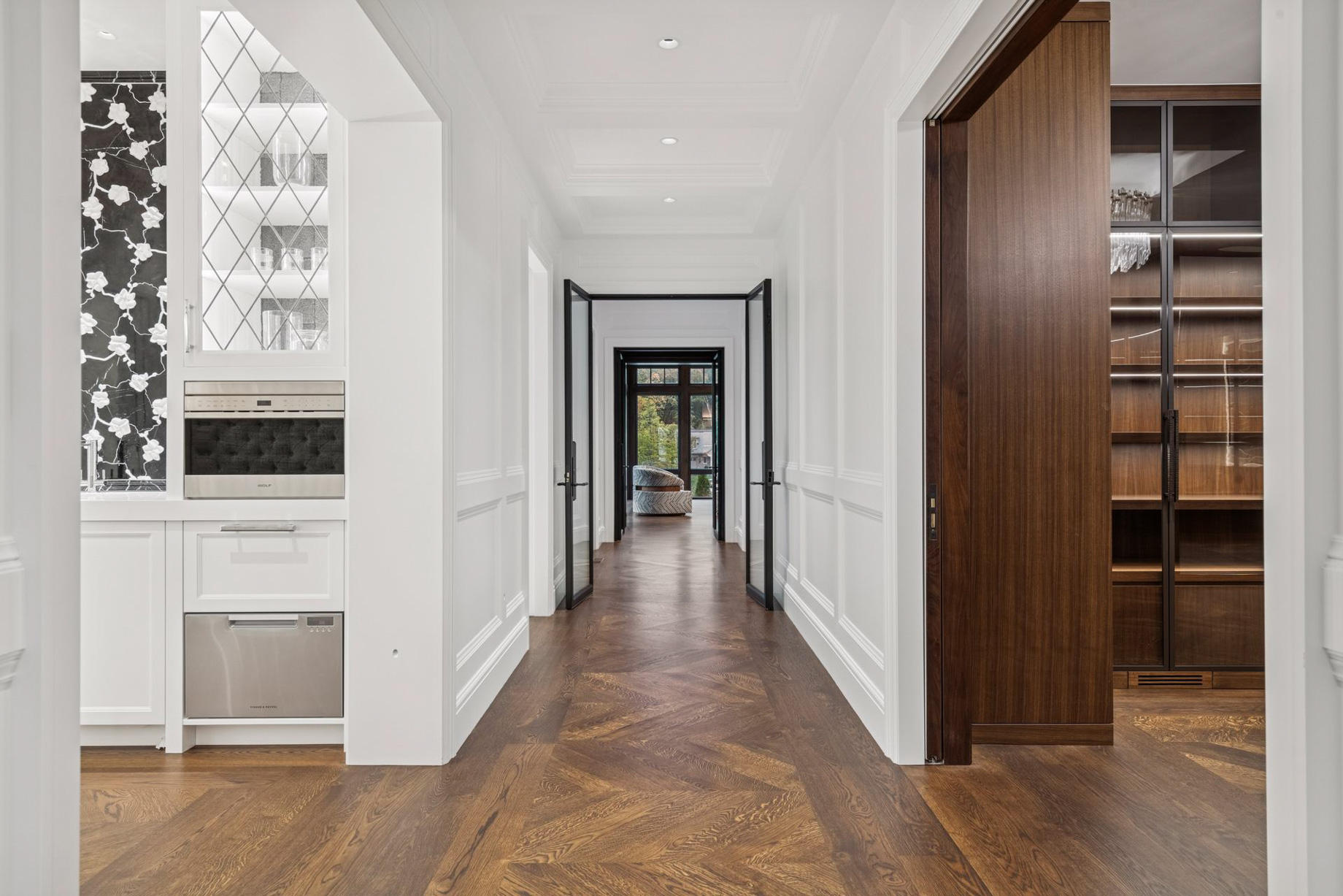 Lake Point Estate – 2770 Gale Road, Wayzata, MN, USA – 94