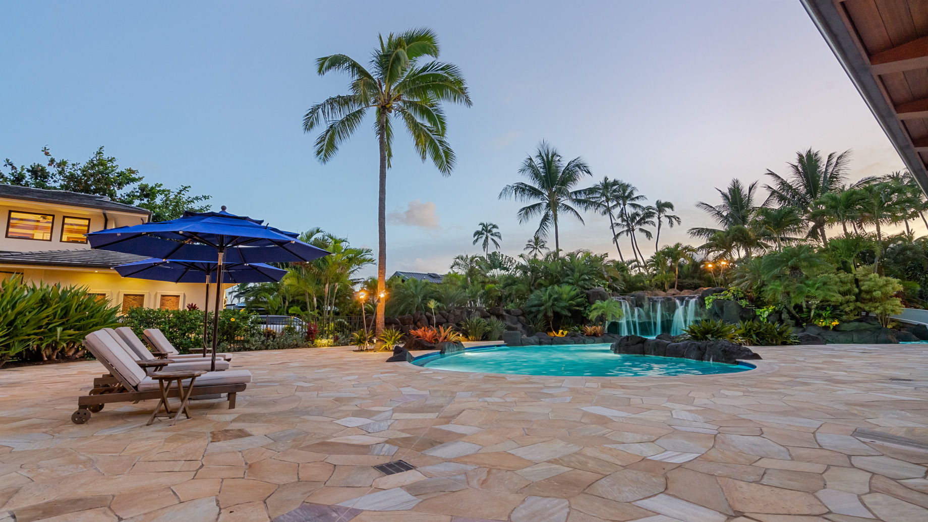 Mele Komo Beachfront Estate – 508 N Kalaheo Avenue, Kailua, HI, USA – Hawaii Luxury Real Estate – 102