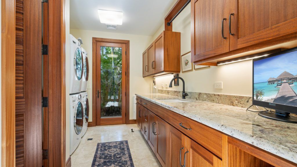 Mele Komo Beachfront Estate - 508 N Kalaheo Avenue, Kailua, HI, USA - Hawaii Luxury Real Estate - 30