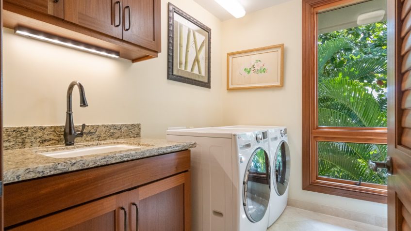 Mele Komo Beachfront Estate - 508 N Kalaheo Avenue, Kailua, HI, USA - Hawaii Luxury Real Estate - 54