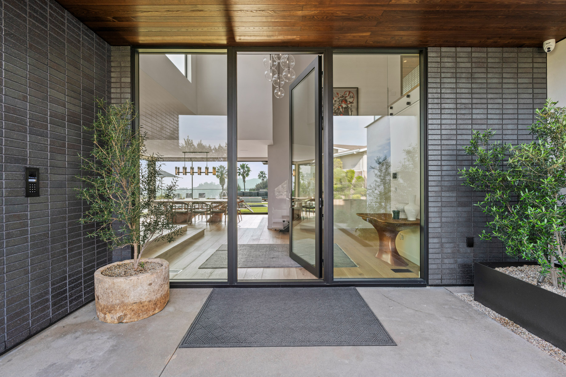 2261 Hercules Dr, Los Angeles, CA, USA – 3