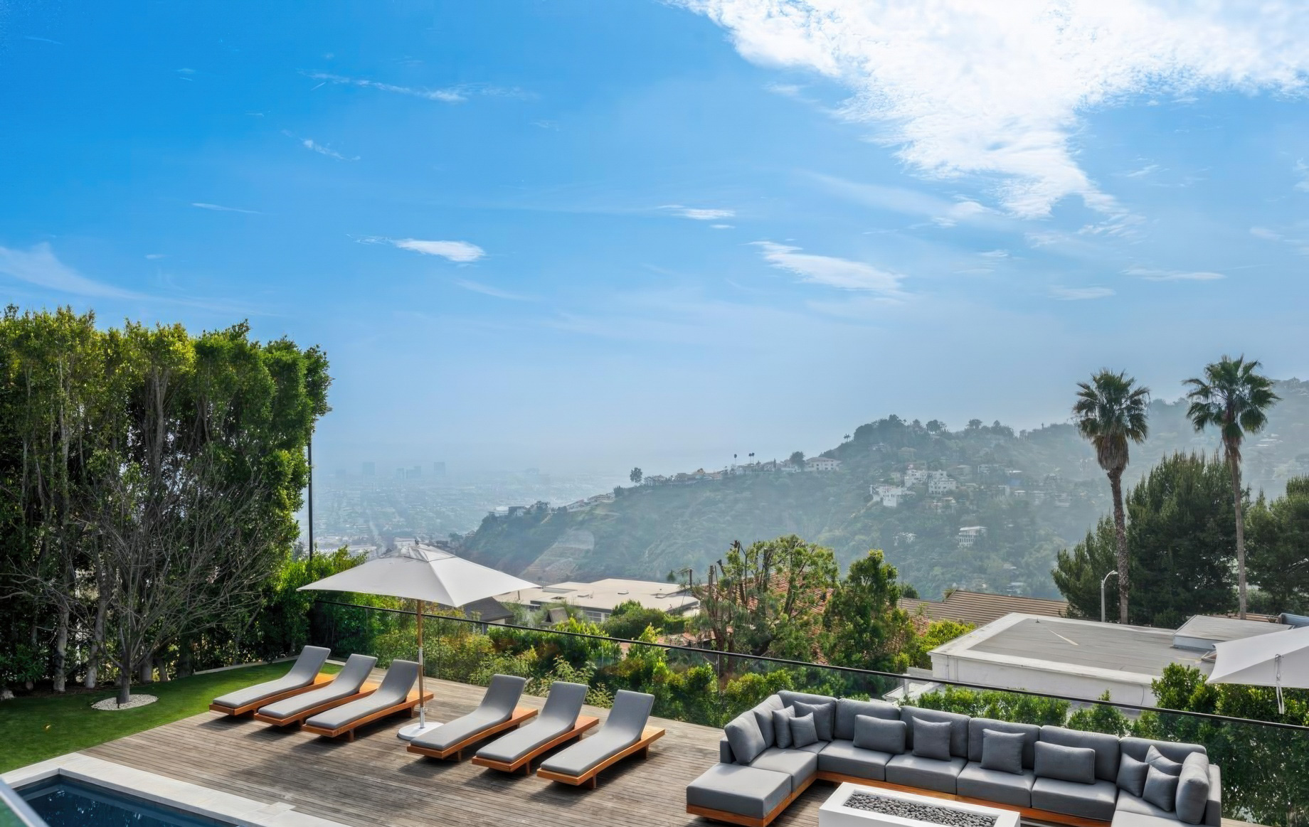 2261 Hercules Dr, Los Angeles, CA, USA – 46