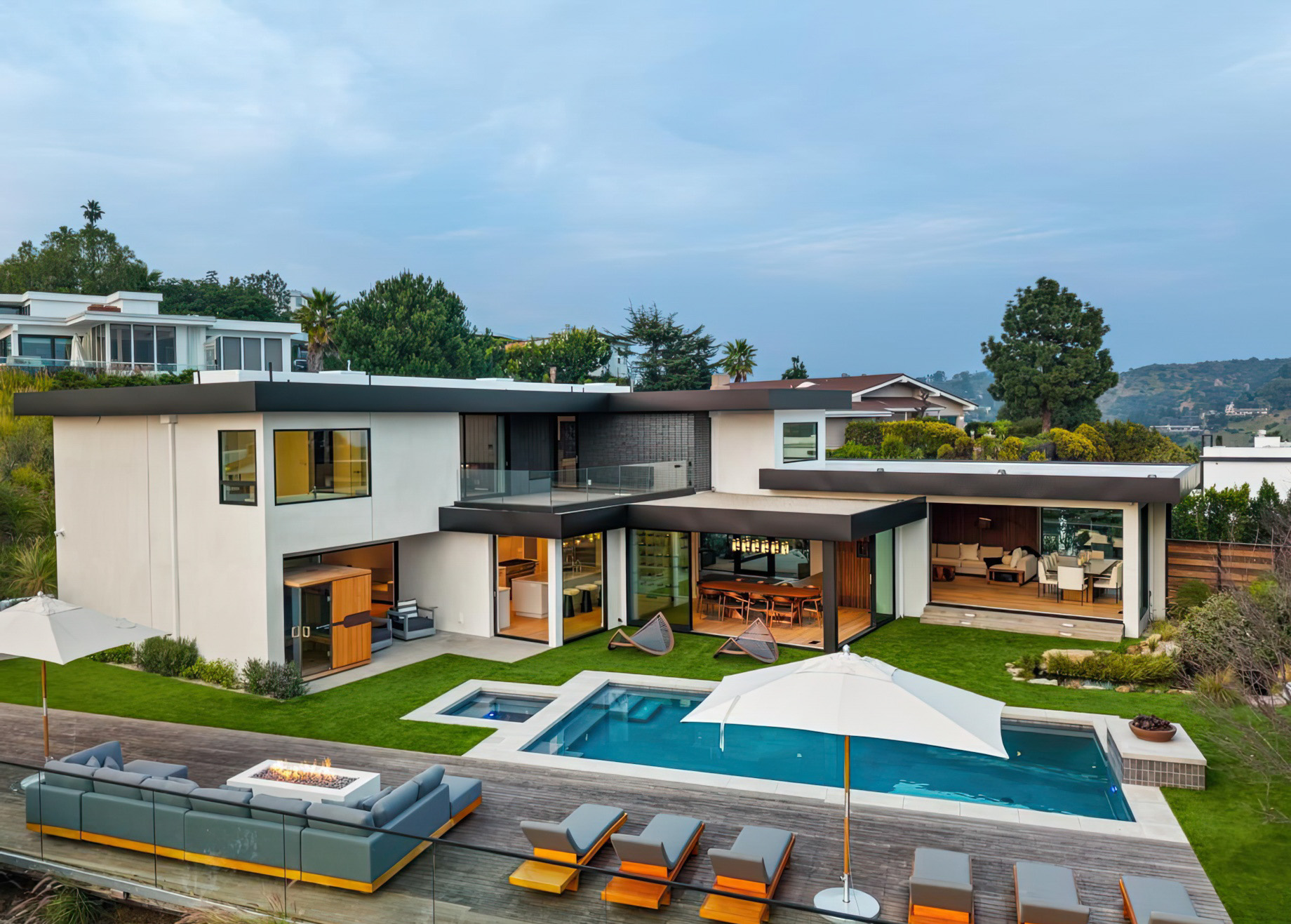 2261 Hercules Dr, Los Angeles, CA, USA – 50