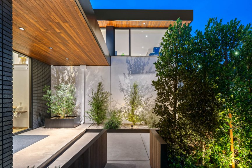 2261 Hercules Dr, Los Angeles, CA, USA - 66