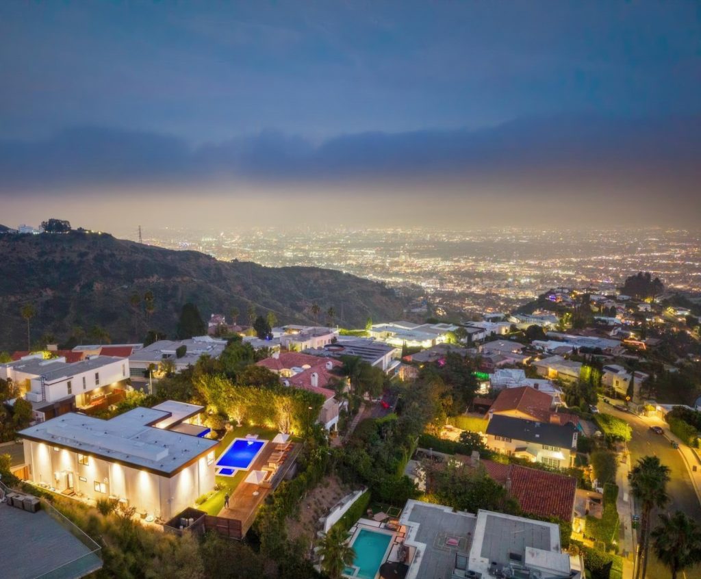 2261 Hercules Dr, Los Angeles, CA, USA - 68