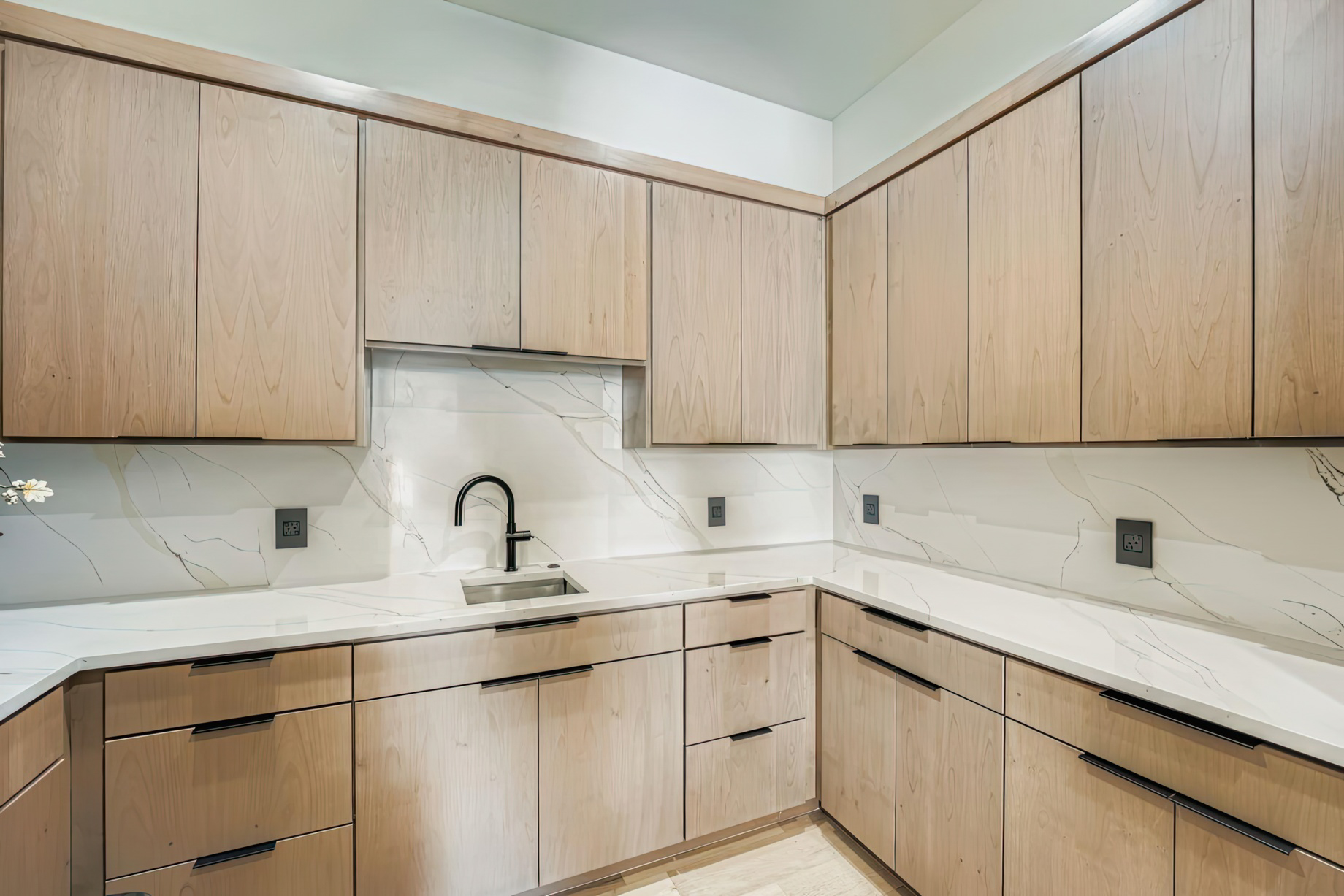 6412 Lantern View Drive, Jonestown, TX, USA – 29