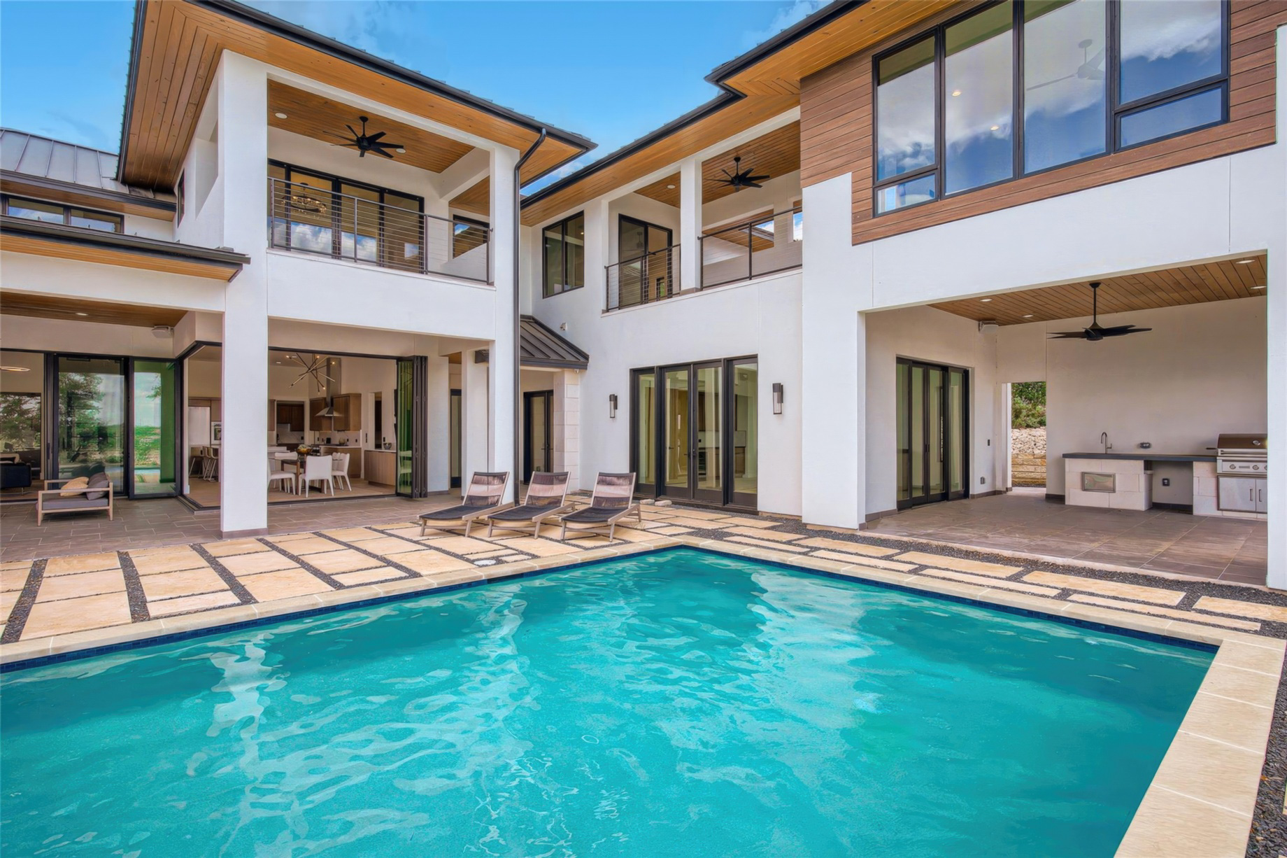 6412 Lantern View Drive, Jonestown, TX, USA – 37