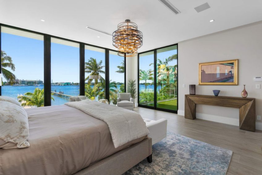 807 N Atlantic Drive, Lantana, FL, USA - 45