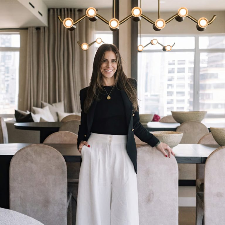 Lindsay Rothman – 1024 x 1024