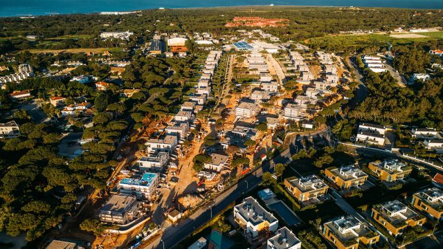 New Real Estate Investment Developments in the District of Quinta da Marinha in Cascais, Portugal