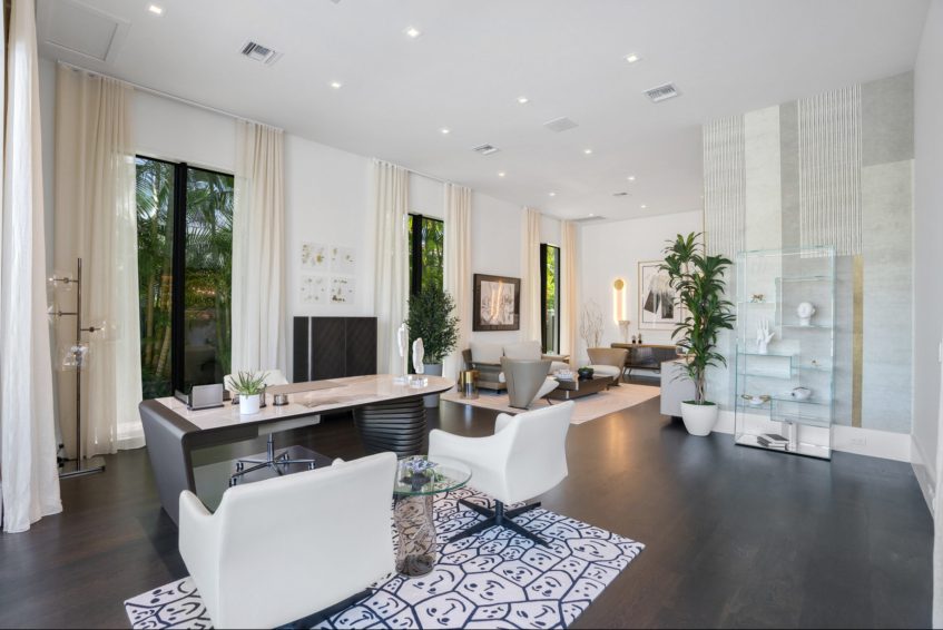 The Sanctuary - 701 Sanctuary Drive, Boca Raton, FL, USA - 32