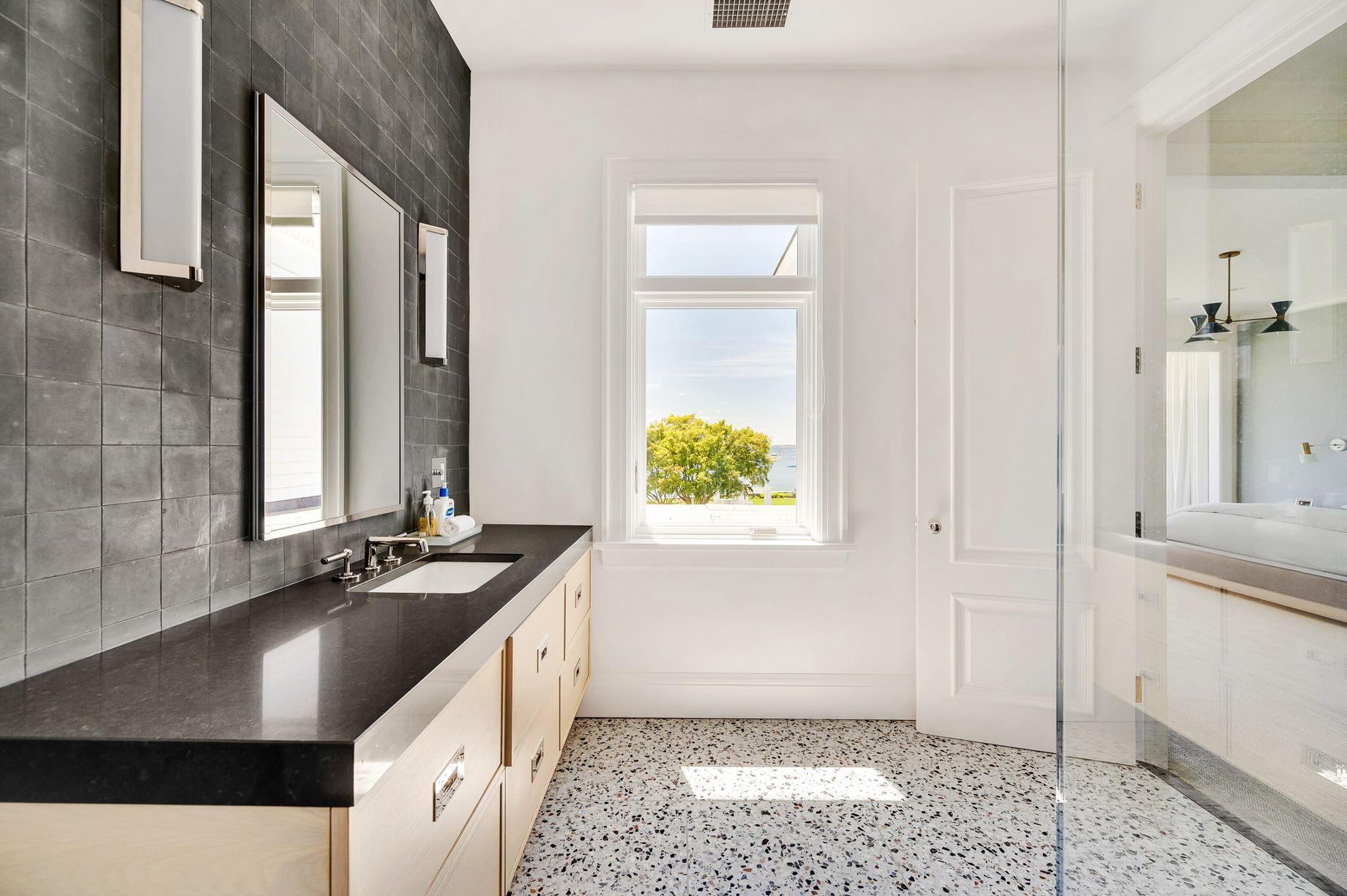 Villa Cheri – 217 Hommocks Road, Larchmont, NY, USA – 31