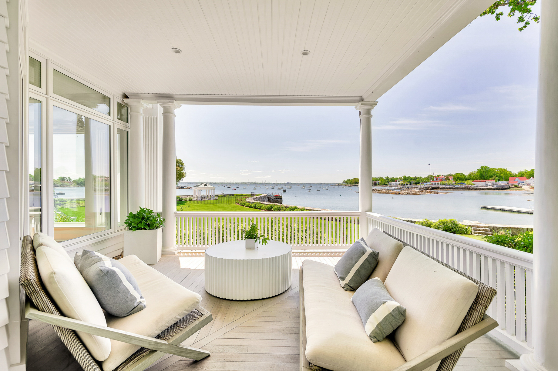 Villa Cheri – 217 Hommocks Road, Larchmont, NY, USA – 53