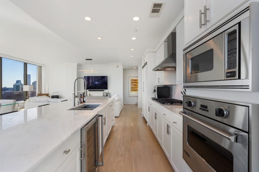 3630 Peachtree Rd NE, Unit 2204, Atlanta, GA, USA - 20