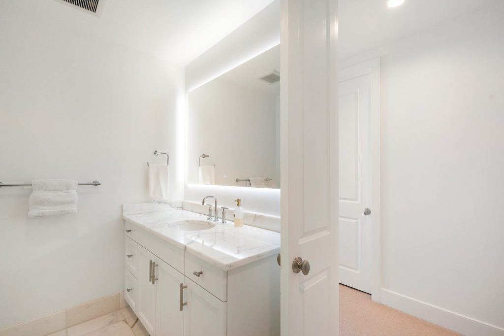 3630 Peachtree Rd NE, Unit 2204, Atlanta, GA, USA - 34