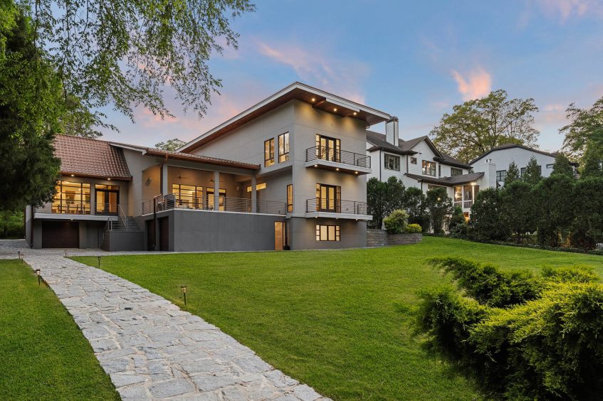 754 Burke Rd NE, Atlanta, GA, USA - 100