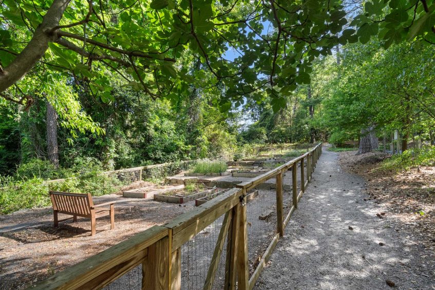 754 Burke Rd NE, Atlanta, GA, USA - 110