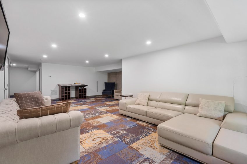 754 Burke Rd NE, Atlanta, GA, USA - 77