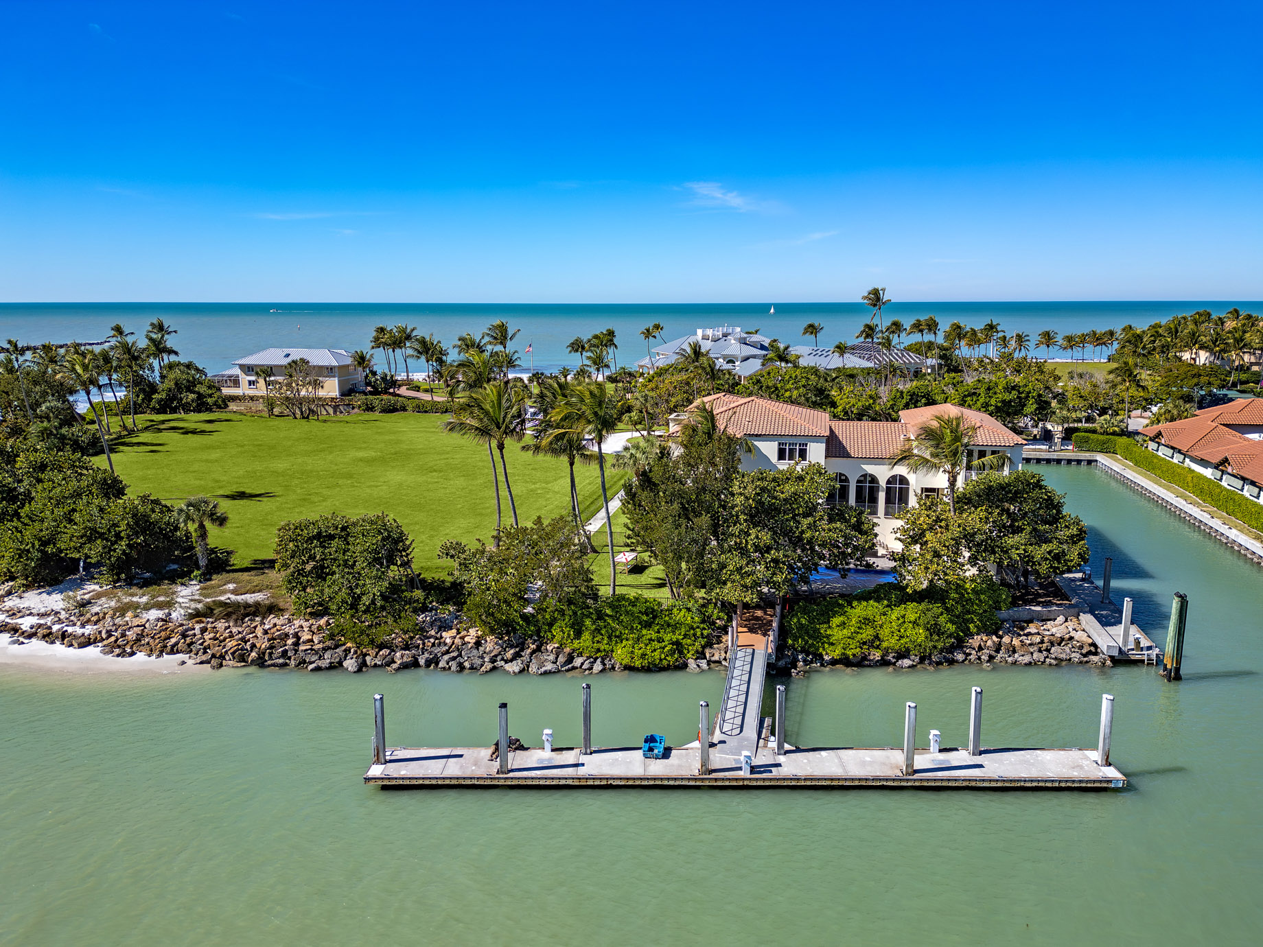 Gordon Pointe – 100 Bay Rd, Naples, FL, USA – 5
