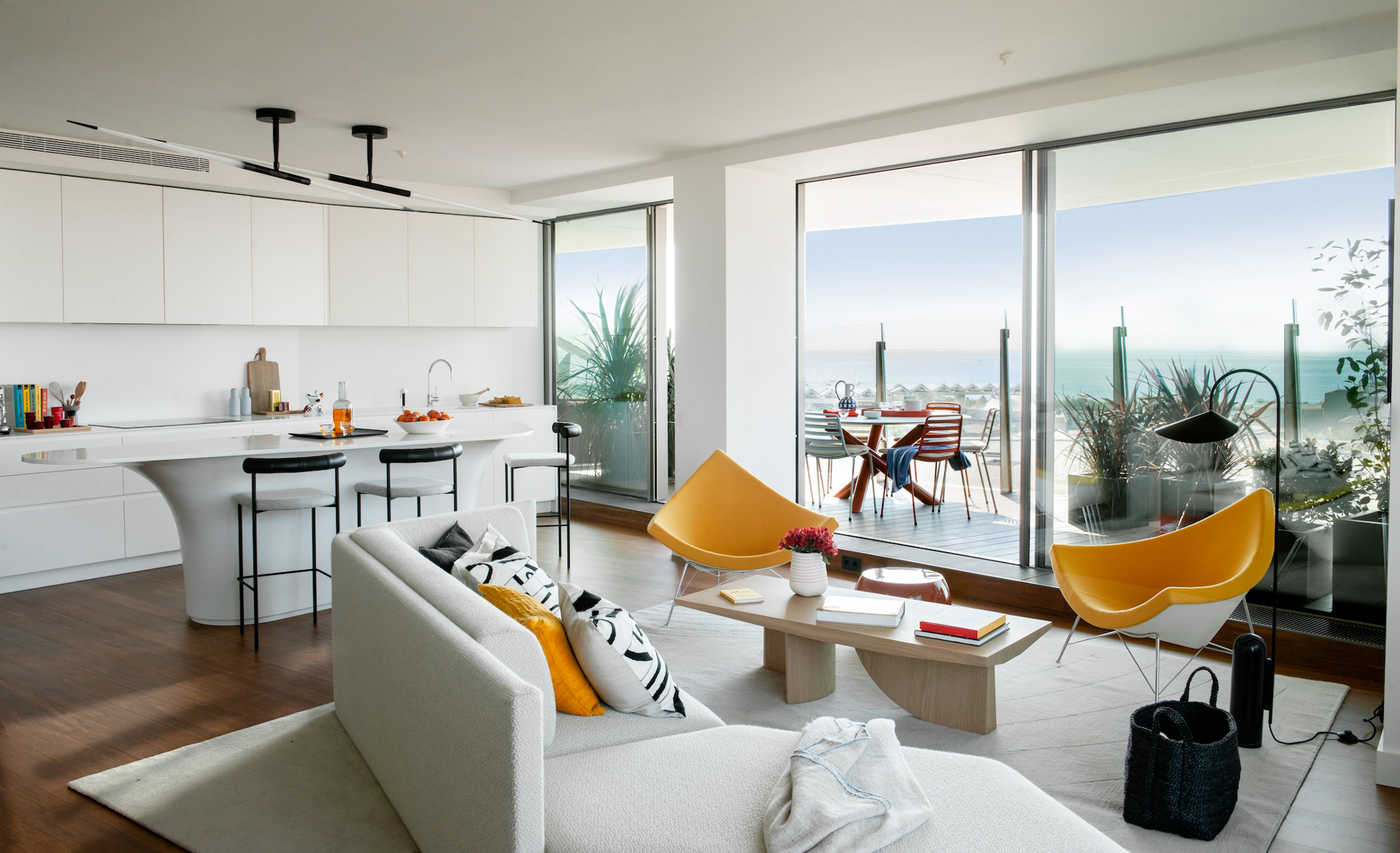06b – Antares Barcelona – Residence 8.02 – Living Room and Kitchen
