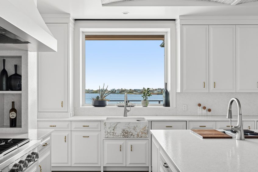 34 Westbridge Road, Westhampton Beach, NY, USA - 13
