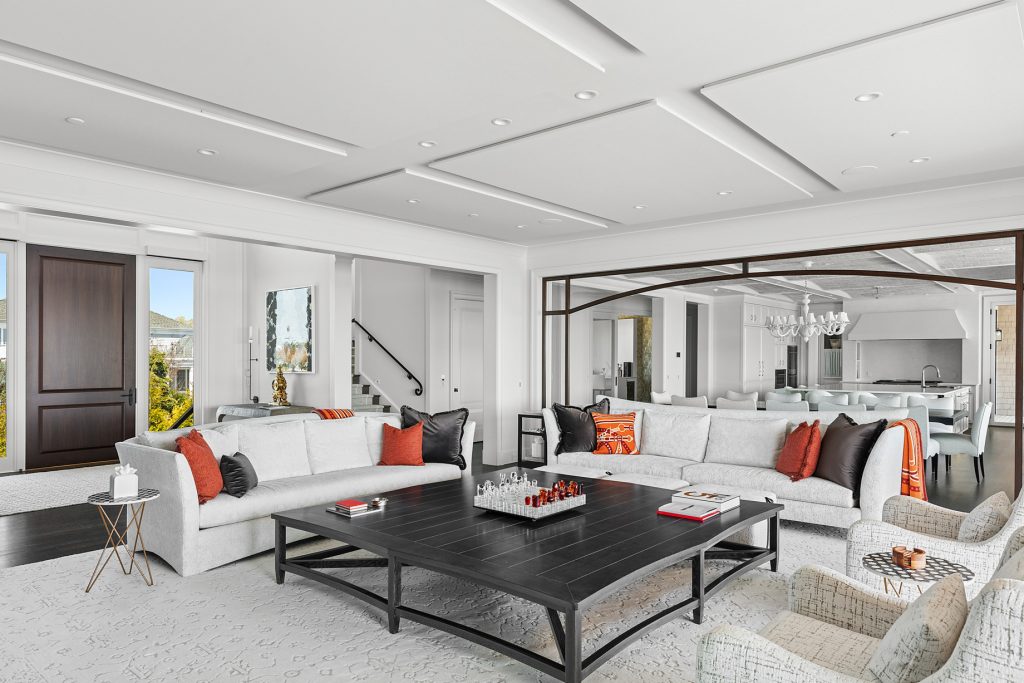 34 Westbridge Road, Westhampton Beach, NY, USA - 17