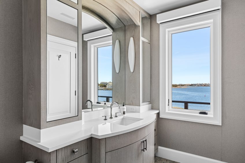 34 Westbridge Road, Westhampton Beach, NY, USA - 46