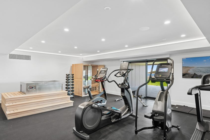 34 Westbridge Road, Westhampton Beach, NY, USA - 53