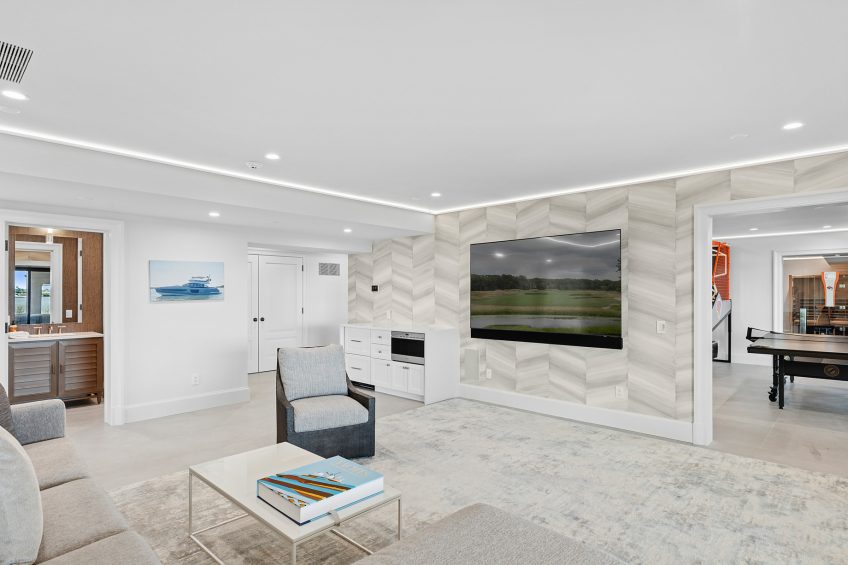 34 Westbridge Road, Westhampton Beach, NY, USA - 55