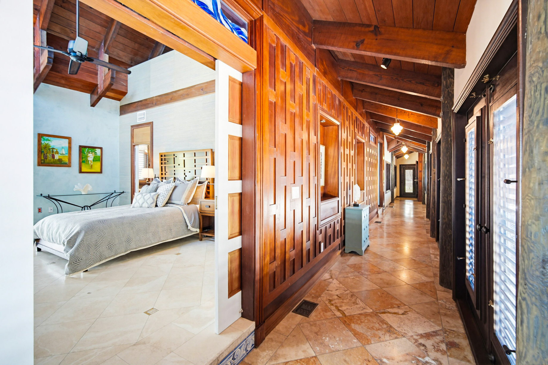 87 Cannon Royal Dr, Shark Key, FL, USA – 33