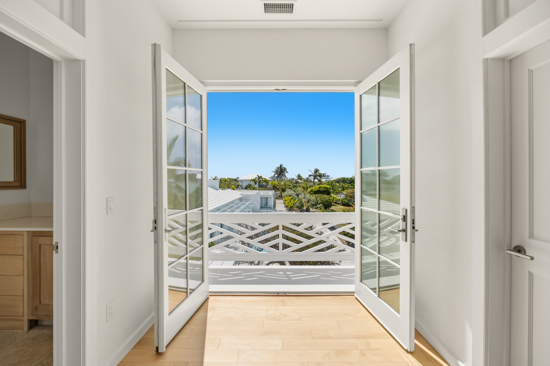 Coconut Grove Estate – Elbow Cay, Abaco, Bahamas – 21