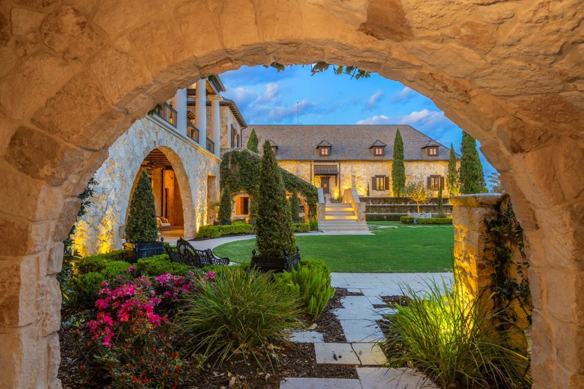 The Oaks Estate - 12321 Fort King Highway, Tampa, FL, USA - 66