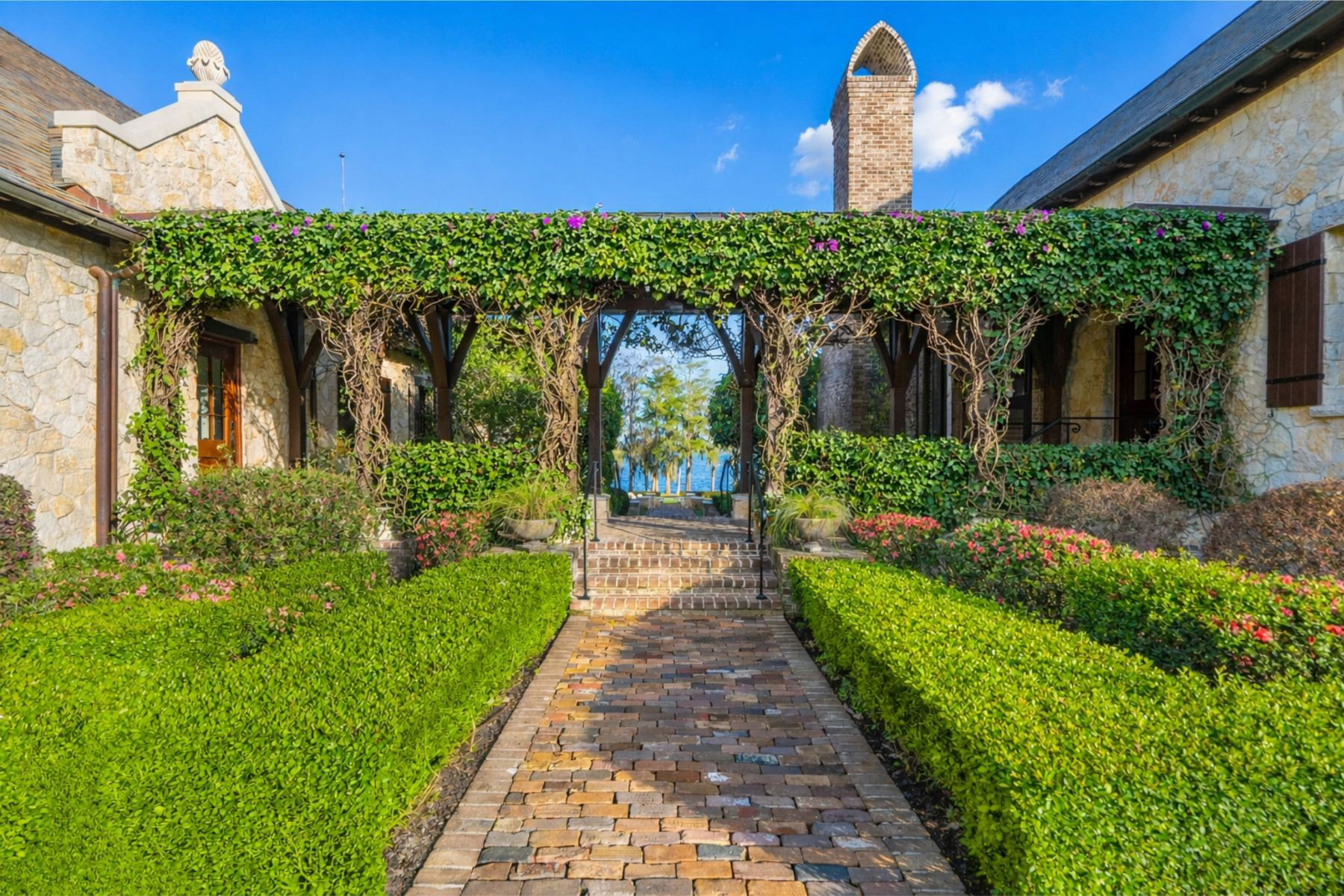 The Oaks Estate – 12321 Fort King Highway, Tampa, FL, USA – 69