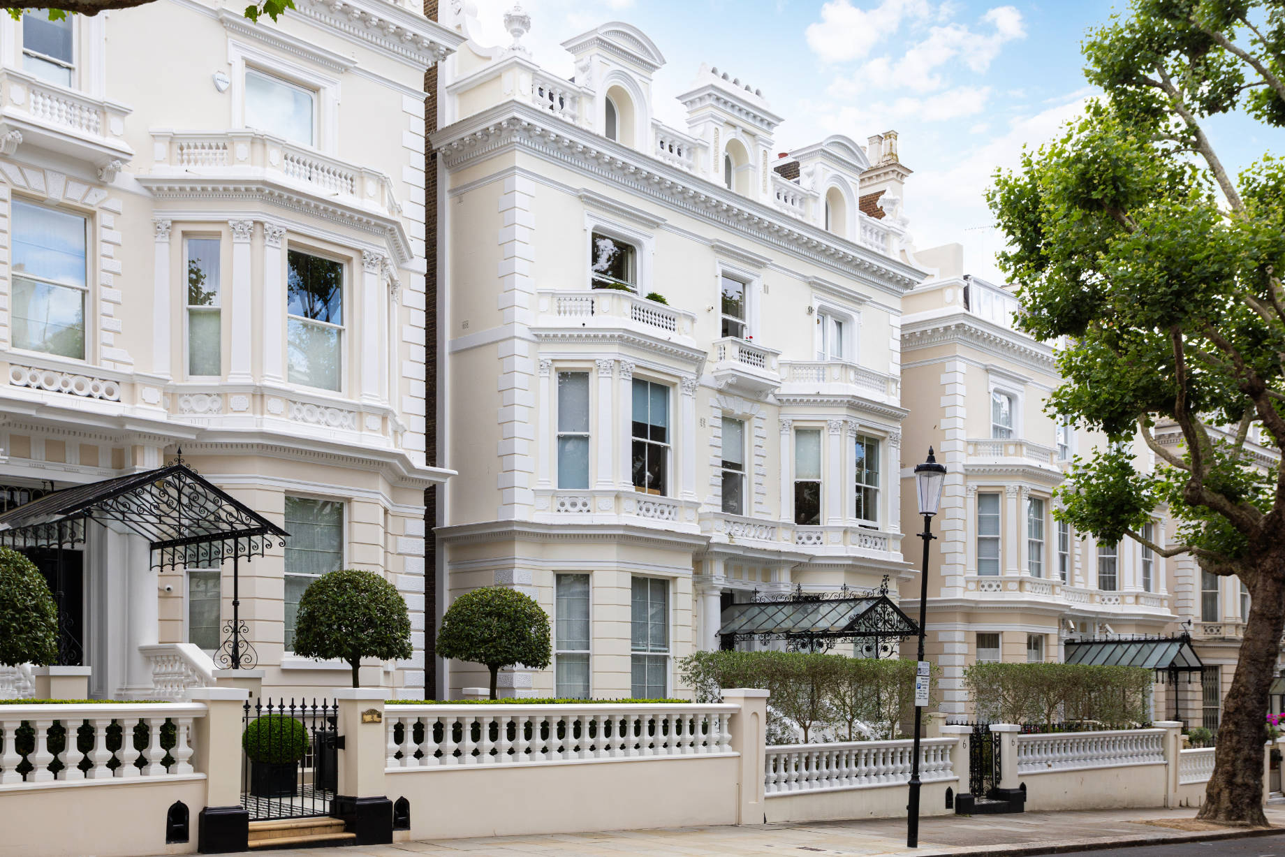 London Holland Park Residences